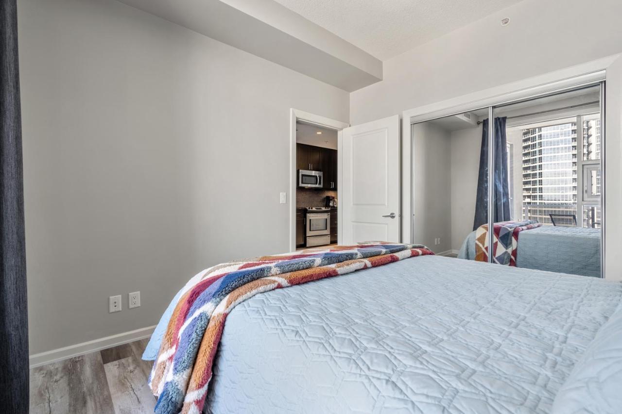 City View 1Br Downtown Calgary Apartment Exterior photo
